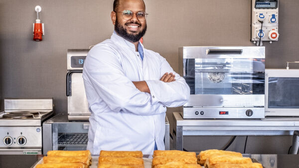 Kadir’s opent in Cuijk grootste halalbakkerij van Europa!
