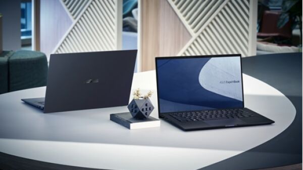ASUS brengt ‘s werelds lichtste zakelijke 14-inch laptop uit