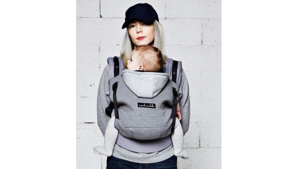 Optimaal draagcomfort met de Hoodie Carrier van  Je Porte Mon Bébé