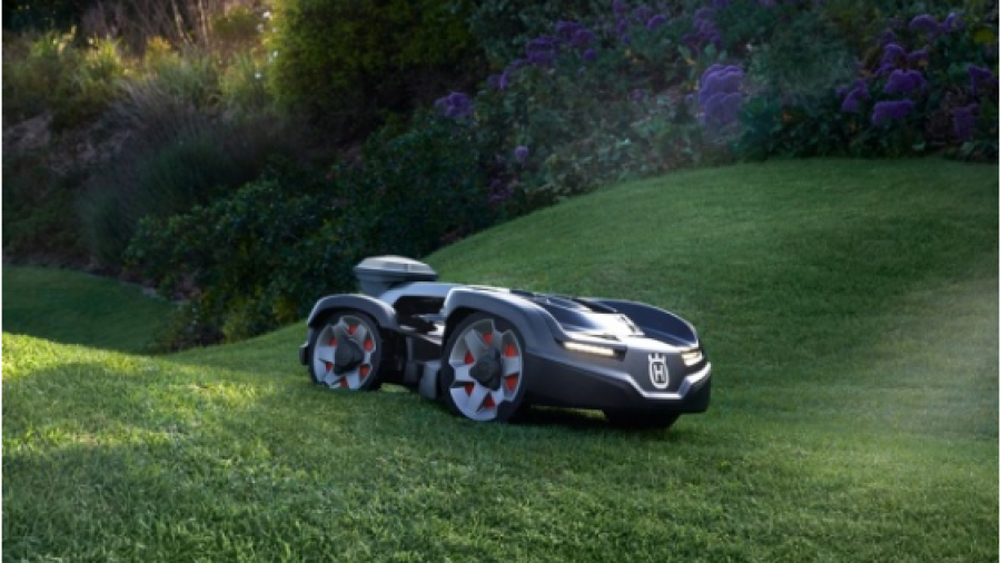 Eerste maairobot zonder grensdraad met vierwielaandrijving