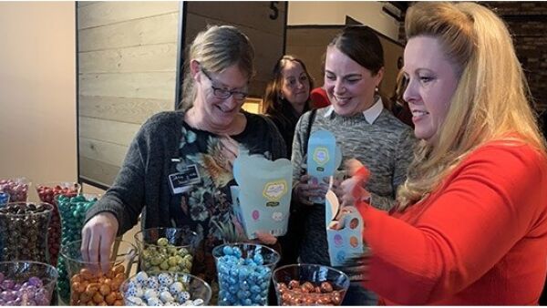 Jumbo voegt vijf verrassende smaken toe aan assortiment paaseitjes