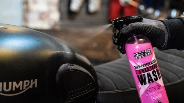 Laat je motor schitteren tussen z’n (was)beurten door!