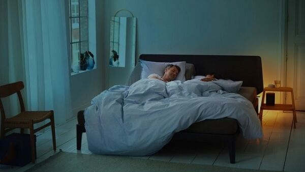 Auping introduceert slim bed met anti-snurkfunctie