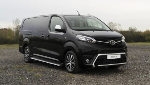 Toyota introduceert PROACE Creator