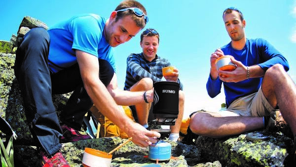 Lichtgewicht brander voor efficiënt koken bij weer en wind