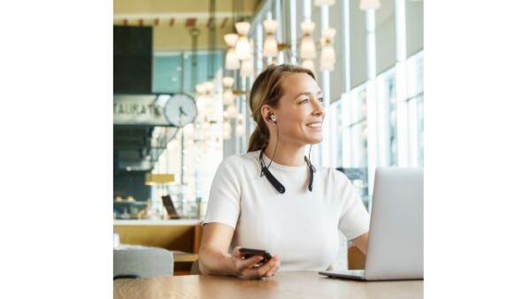 Denon introduceert draadloze in-ear hoofdtelefoon