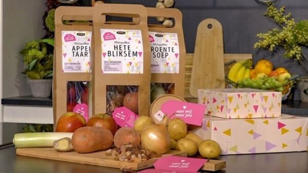 Jumbo introduceert Kletspakketten in week tegen eenzaamheid