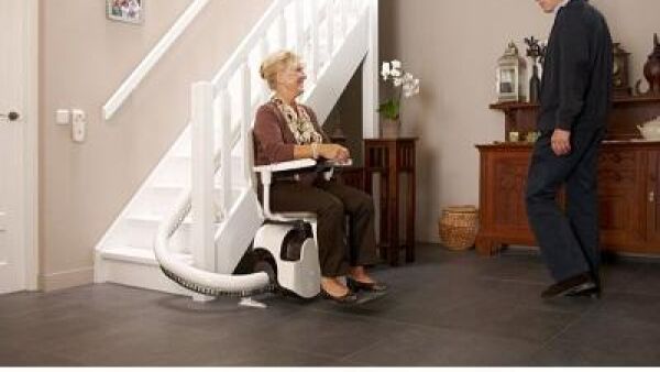 Traplift in design naar keuze voor elk interieur