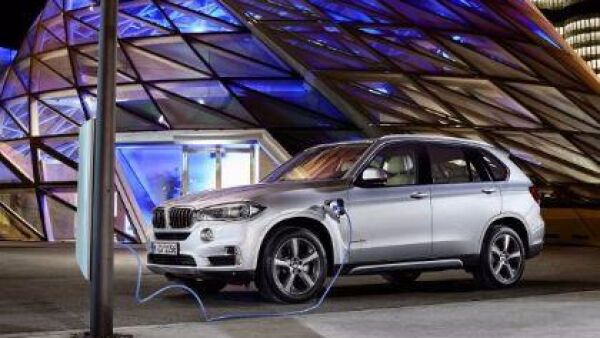 De nieuwe BMW X5 xDrive40e. Krachtige plug-in hybride met 14% bijtelling