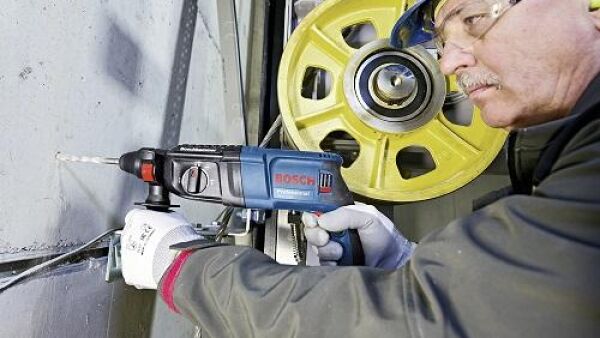 Nog meer vermogen en controle voor de vakman vier nieuwe Bosch hamers in de twee kilo klasse