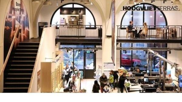 Retail en out of home komen samen met lancering D E Coffee Kitchen bij Hoogvliet
