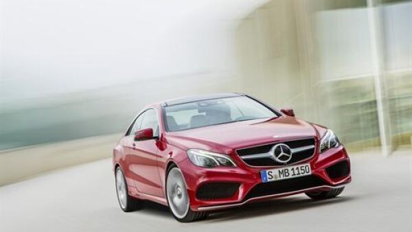 Nieuwe Mercedes-Benz E-klasse coupí© en cabriolet media mei bij de dealer