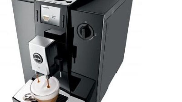 JURA introduceert de F9 Piano Black