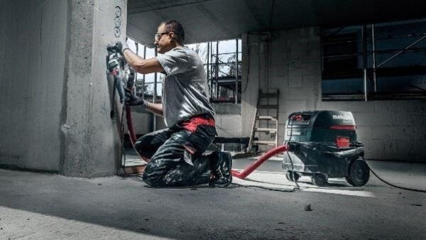 Bespaart tot 50 procent werktijd met de nieuwe muursleuffrees van Metabo