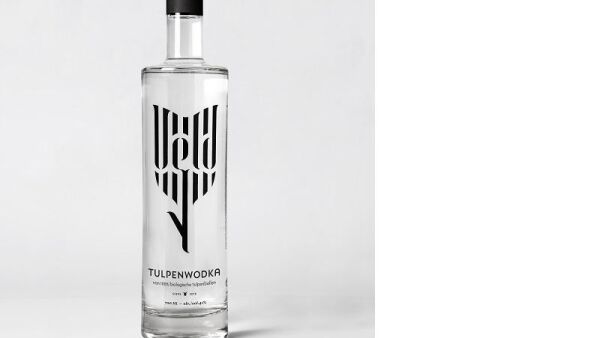 Wodka gestookt van 100 biologische tulpenbollen