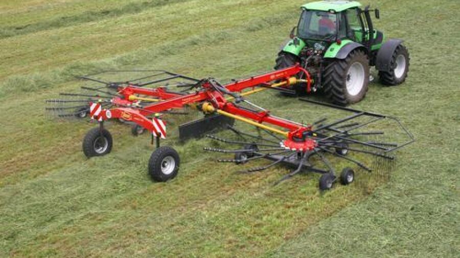 Tweerotor-hark met werkbreedte tot 10,90 m en compact karakter