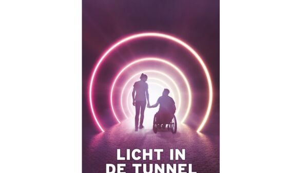 Licht in de tunnel van Marc de Hond