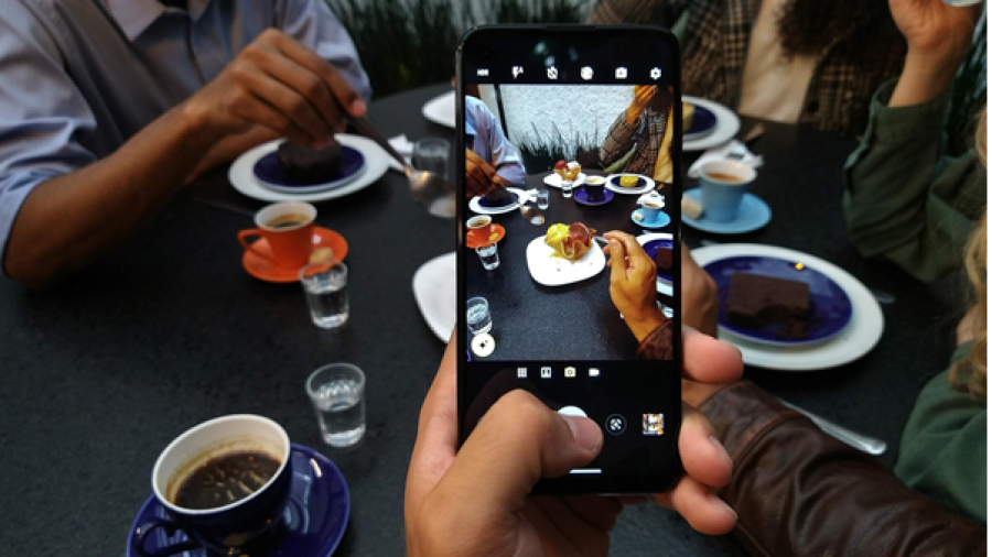 moto g pro: Verhoog je productiviteit, voed je passie en leg de actie vast met puntige precisie