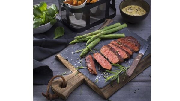 Vivera neemt plantaardige biefstuk als eerste ter wereld in productie