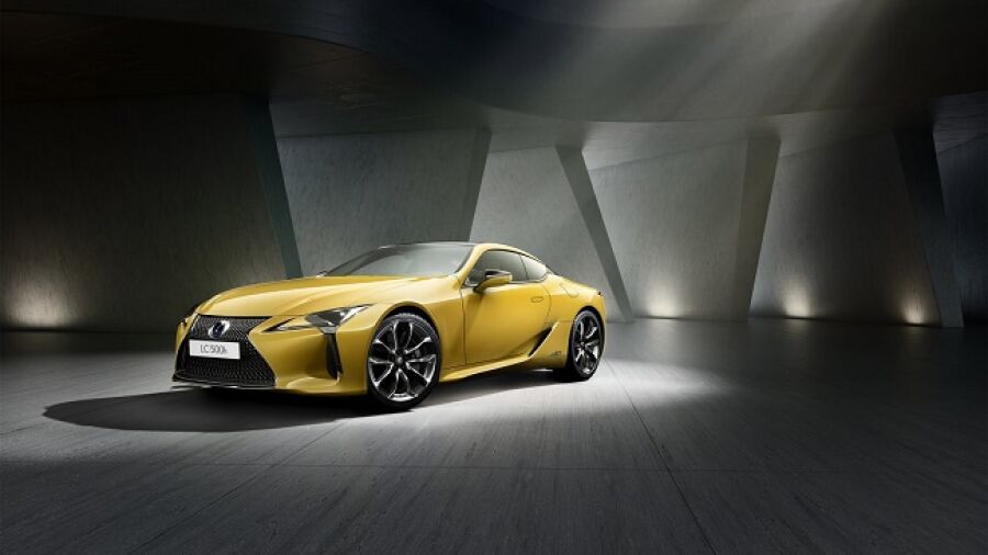 Lexus presenteert betoverende nieuwe versie van LC