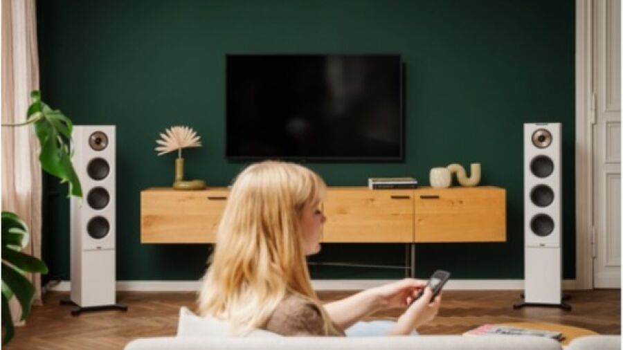 Elke klank een kunstwerk STEREO L 2: vloerstaande streaming speakers