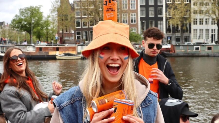 Speciaal voor Koningsdag je eigen oranje GiGje