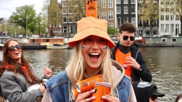 Speciaal voor Koningsdag je eigen oranje GiGje