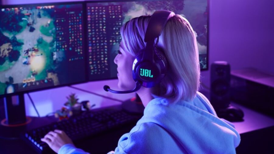 Haal het maximale uit je game met de JBL Quantum range!