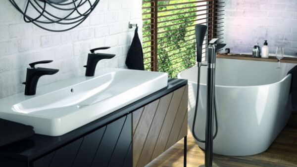 Klujdi Black Beauty in mat zwart – Blikvanger in badkamer
