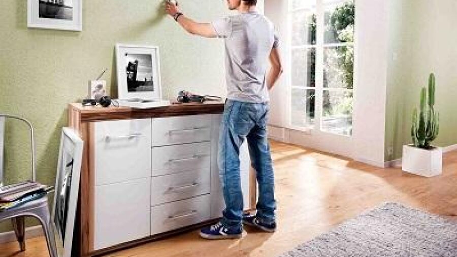 Detector van Bosch detecteert metaal en elektriciteitskabels binnen een paar seconden