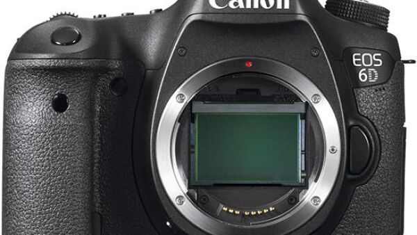 Canon lanceert EOS 6D: kleine en lichte fullframe DSLR