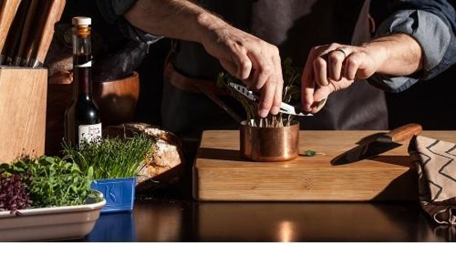 Chefí¢äåä¢s Mate, het eerste zakmes voor de chef-kok