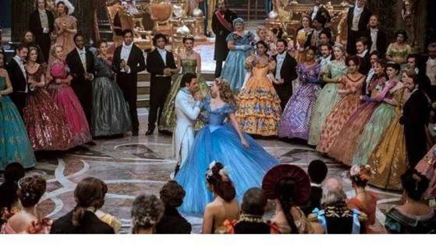 Bekijk nu de allernieuwste trailer van Cinderella