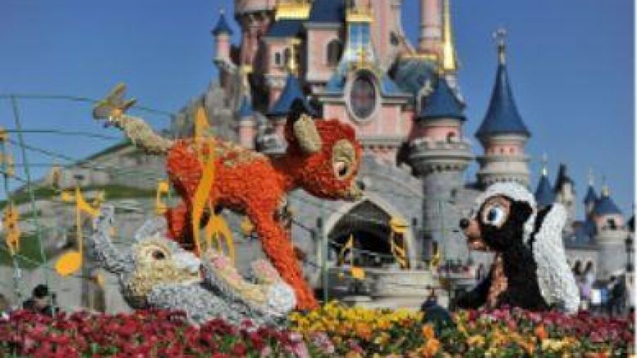 Disneyland Paris danst en springt de lente in!