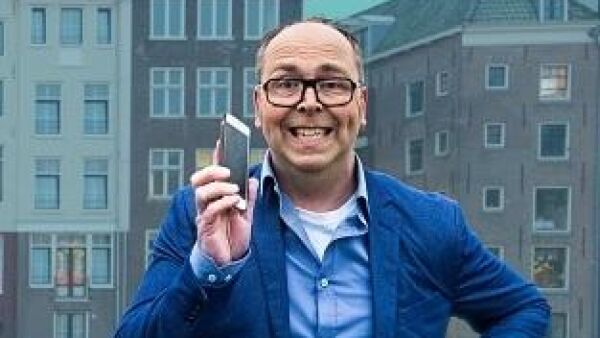 Dubline introduceert í©í©n mobiele telefoon met twee lijnen