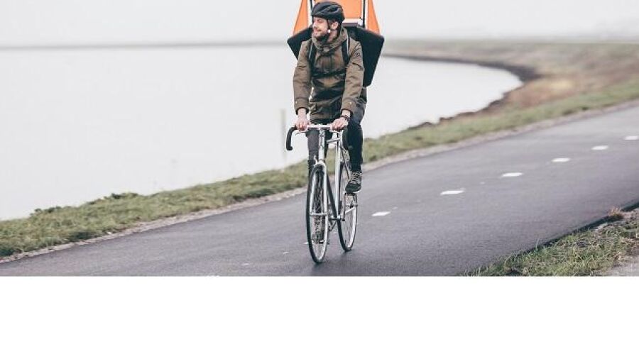 Eneco introduceert innovatieve Windrugzak om sneller te kunnen fietseníæ