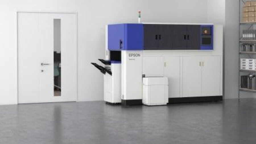Eerste papiermachine voor kantoor die oud papier omzet naar nieuw papier