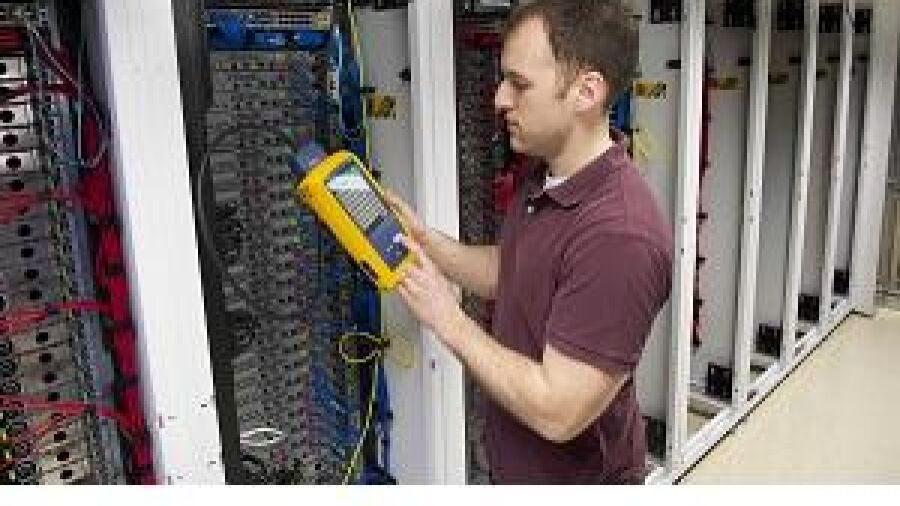 DSX-5000 CableAnalyzer