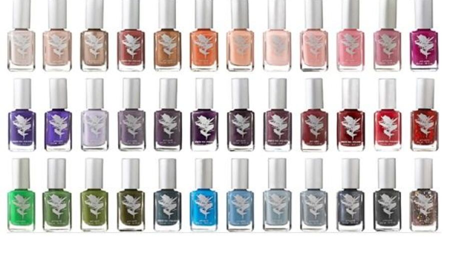 eco-vriendelijke nagellak in prachtige voorjaarskleuren