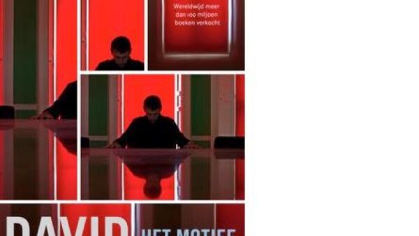 FBI agent Decker ontrafelt een mysterieuze moordzaak in HET MOTIEF