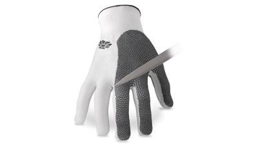 Veilig werken in de vleesverwerkende industrie met HexArmor NXT handschoenen