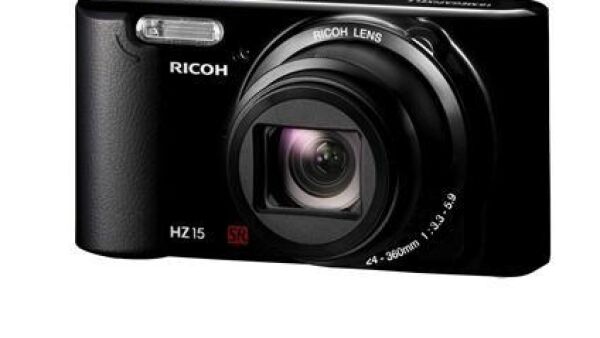 RICOH introduceert nieuwe, gebruiksvriendelijke HZ15-digitale compactcamera