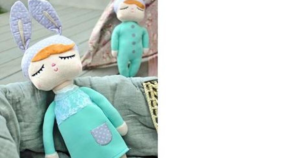 Kanindocka poppen met hoog knuffelgehalte