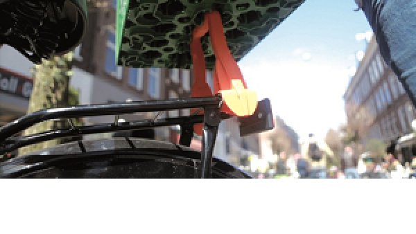 Kratvast: een bierkratdrager voor op de fiets