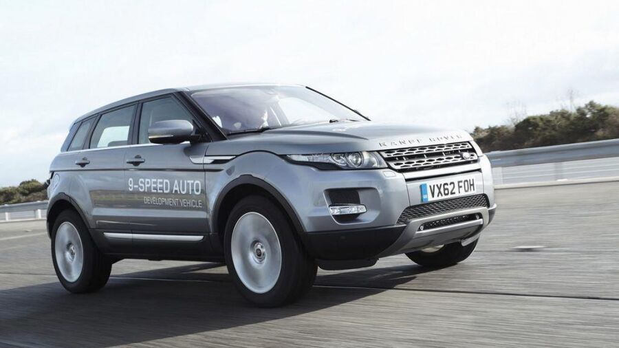 Land Rover komt als eerste met automatische 9-bak