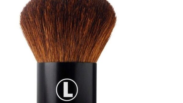 Leco Kabuki Brush