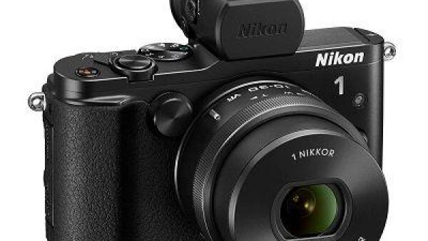 Nikon introduceert Nikon 1 V3 en twee 1 NIKKOR-zoomobjectieven