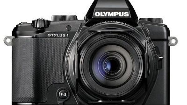 Olympus STYLUS 1 combineert krachtige zoommogelijkheden met een lichsterk objectief
