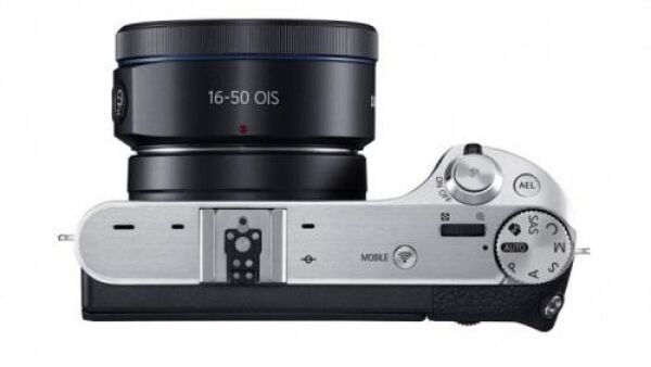 Samsung introduceert compacte, snelle NX500 smart systeemcamera