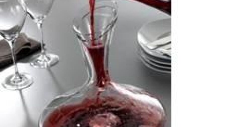 Opgelucht aan tafel met Screwpull